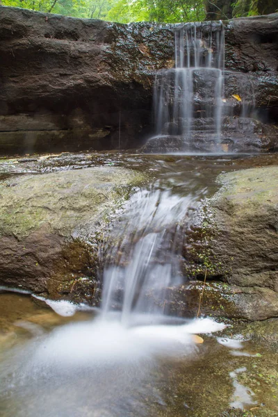 Detalle Cerca Una Cascada Agua Parque Estatal Matthiessen Illinois —  Fotos de Stock