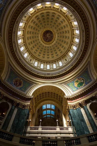 Light Entering Ornate Rotunda Madison Wisconsin — Stock Photo, Image