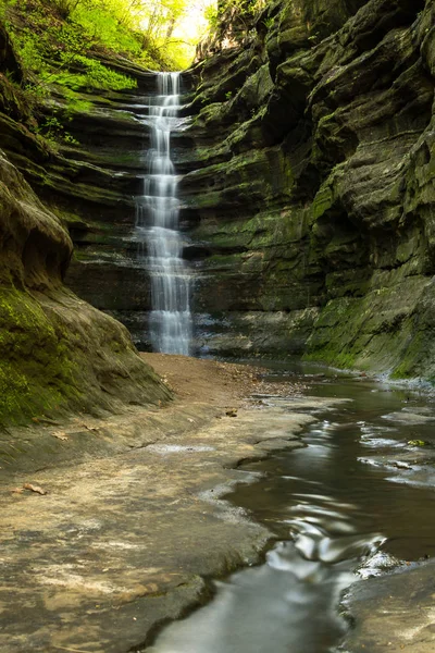 stock image Early spring in French Canyon, Starved Rock state park, Illinois.