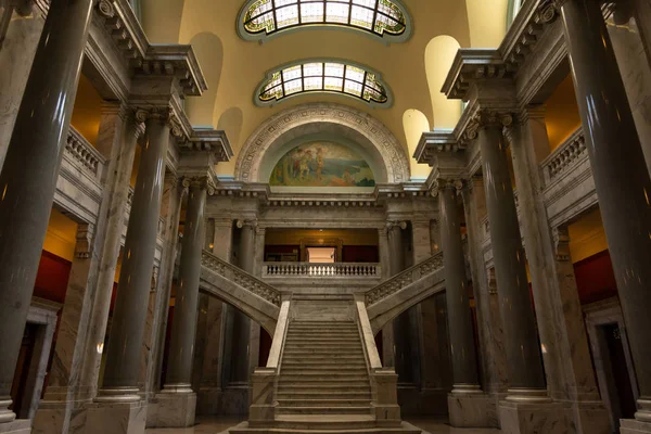 Dentro do edifício do Capitólio do Estado, Kentucky . — Fotografia de Stock