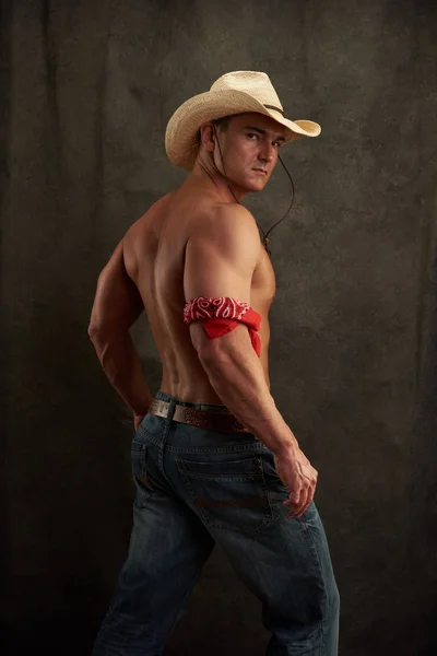 Sexy Cowboy Shows His Muscles — Stock Photo, Image