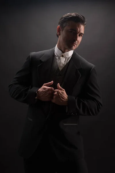 Sexy Man Poses Tuxedo — Stock Photo, Image