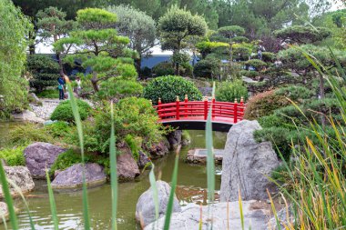 Monte Carlo - 12 Ekim 2017: Japon Bahçesi, Monte Carlo. Küçük ama çok güzel ve rahat bir Japon bahçesi..