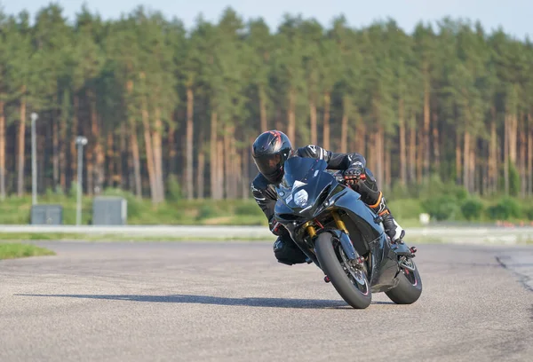 2020 Riga Lettonia Veloce Moto Corsa Pista Alta Velocità Immagine — Foto Stock