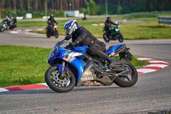 2020 Riga Lettonie Motocycliste Sur Circuit Course Excès Vitesse Autour — Photo