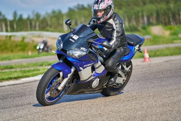 2020 Riga Letonia Motociclista Circuito Carreras Toda Velocidad Alrededor Una —  Fotos de Stock