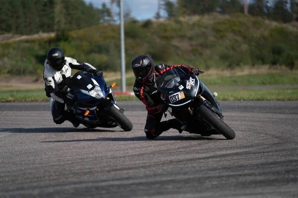 2020 Ropazi Latvia Motorcyclist Sport Bike Rides Empty Asphalt Road — Stock Photo, Image