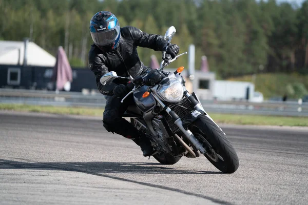 2020 Riga Lotyšsko Motocyklový Trénink Rychlém Koutě Trati — Stock fotografie