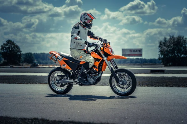 2020 Riga Latvia Motard Motorcycle Corner Track — Φωτογραφία Αρχείου