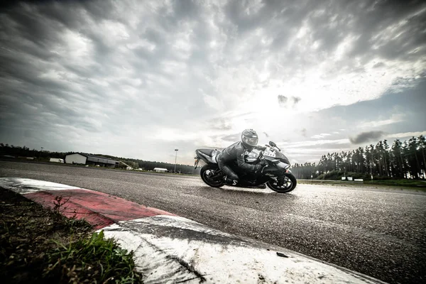2020 Ropazi Latvia Motorcyclist Sport Bike Rides Empty Asphalt Road — Photo