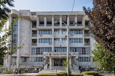 TARGU-JIU, ROMANIA-EPTEMBER 25 Eylül 2020 Targu-Jiu Sarayı. 