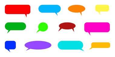 Beyaz arkaplanda farklı renklerde konuşma balonu koleksiyonu. Metin, düşünce, konuşma, mesaj, diyalog için. 