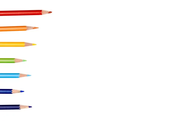 Πολύχρωμο ουράνιο τόξο μολύβι χρώμα πλαίσιο περίγραμμα φόντο. Πολύχρωμο — Φωτογραφία Αρχείου