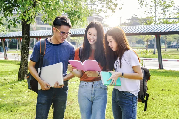 Asian Group Education Campus Friendship People Concept Group Happy Teenage — Stock Photo, Image