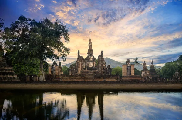 Statue Bouddha Wat Mahathat Dans Parc Historique Sukhothai Site Patrimoine — Photo