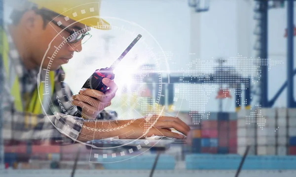 Foreman'ın küresel iş bağlantısı teknoloji arabirimi küresel ortağı bağlantısı lojistik ithalat ihracat arka plan, şeylerin, iş Logist Internet için kapsayıcı kargo yük gemisinin ile çalışma