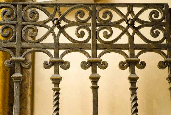 Elementos Metal Forjado Decorativos Antiguos Modernos Vallas Puertas Rejas Ventanas — Foto de Stock
