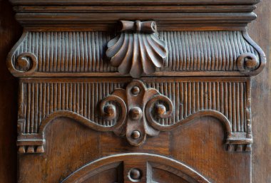 Dekoratif ahşap kapı elementlerinin dokusu