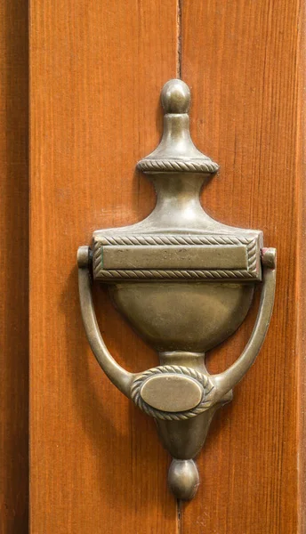 Pukanie Drzwi — Zdjęcie stockowe