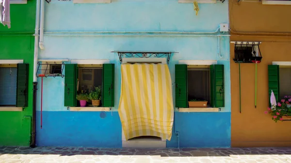 Bonita Casa Azul Calle Multicolor Isla Burano Acogedora Casa Italiana — Foto de Stock