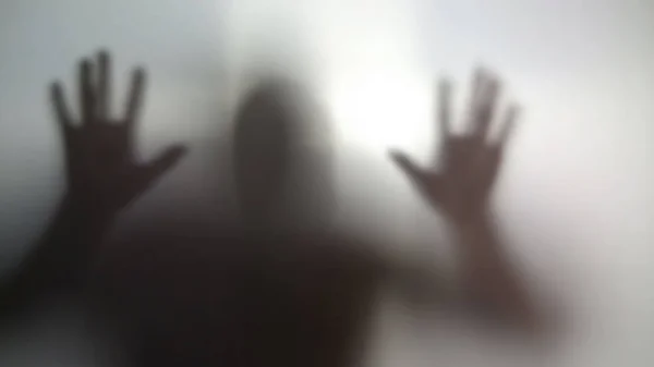 Silhouet Van Mad Man Tegen Transparante Muur Schizofrenie Verslaving — Stockfoto