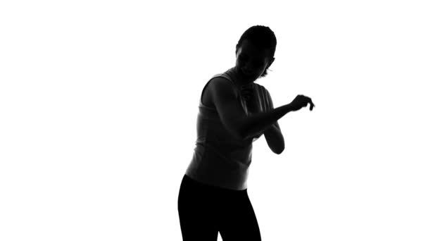 체육 여자 목 또는 어깨 통증, 스포츠 외상, 실루엣에서 고통 — 비디오