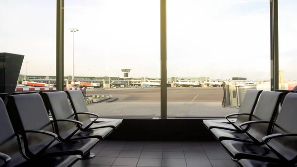 Abflughalle Mit Leeren Sitzen Flughafenterminal Modernes Transportgebäude — Stockfoto