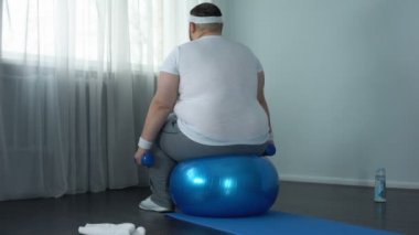 Halter fırlatma kat, umutsuzluk, güvensizliği tembel hiç motivasyonu olmayan adam