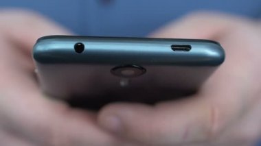 Arayan bilgi online smartphone closeup, Internet sipariş, teknoloji