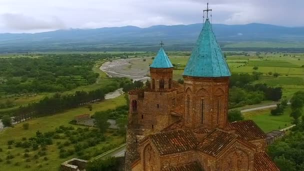 Kyrkan Ärkeänglarna Georgien Arkitektoniskt Landmärke Historiska Arv — Stockvideo