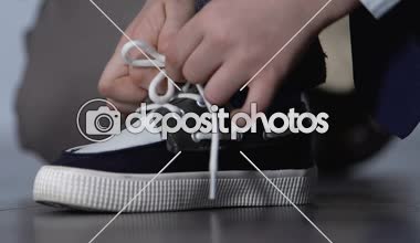 Ayakkabı bağcığı, ipe çocuk getting hazır okul, çocukluk bağımsızlık, çocuklar moda