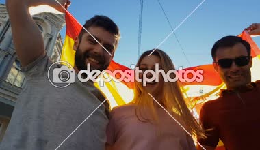 İspanyol taraftarları kazanan maç, turizm ve milli takımının destek tebrik