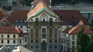 Holy Trinity Parish Kilisesi Ljubljana, din ve Turizm, arial görünüm