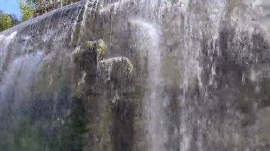 Nice, Fransa'da, güzel doğa gezi Chateau tepede şelale