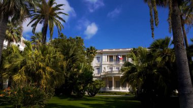 Güzel Massena, Sanat Müzesi ve tarihi bahçelerle çevrili Villa