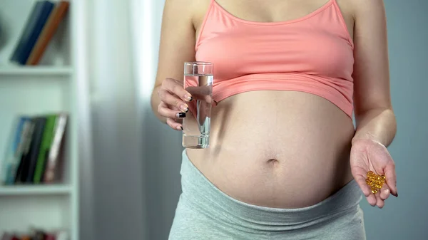 Healthy Pregnant Woman Holding Useful Vitamins Good Fetal Development Diet — Stock Photo, Image