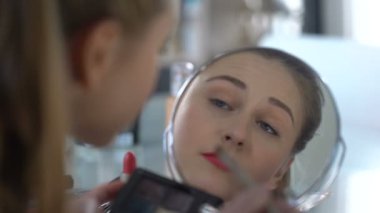 Güzel kız kaptırdın göz kapakları, akşam makyaj, tarihi ile sevgili koyarak