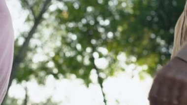 Üst düzey çift elele, yaşlılık birlikte, Toplantı ilişki kapatın