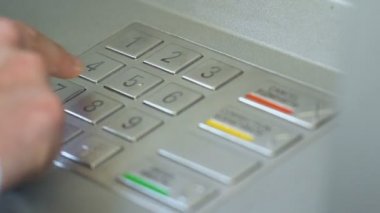 Ekleme PIN kodu, hata ve presleme düzeltme düğmesinin Atm üzerinde yapma dostum