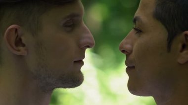 Sevecen, homoseksüel, olmanın ilk tanıma çekici gay çift portre