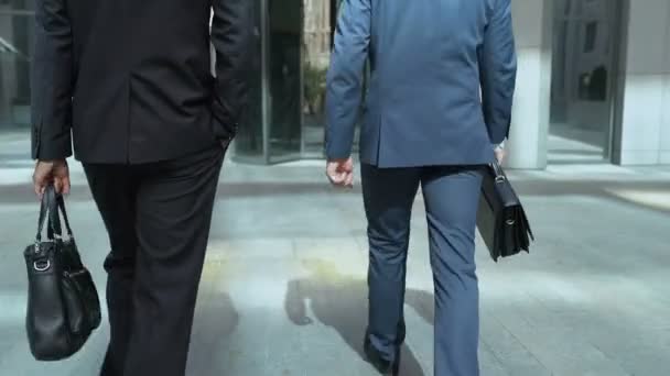 商务人士前往办公中心 开始工作日 — 图库视频影像