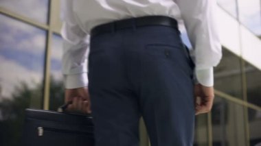 Office çalışan duygu hemoroid ağrı yürüme, sedanter yaşam, sağlık