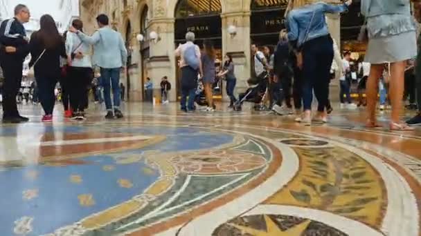 Milan Italy Circa May 2018 Shopping City Customers Walking Galleria — Stock Video