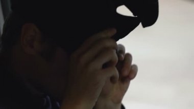 Gidiş tamamlama suç, cinayet için Kiralık, suikast için yüzü maskeli silahlı adam