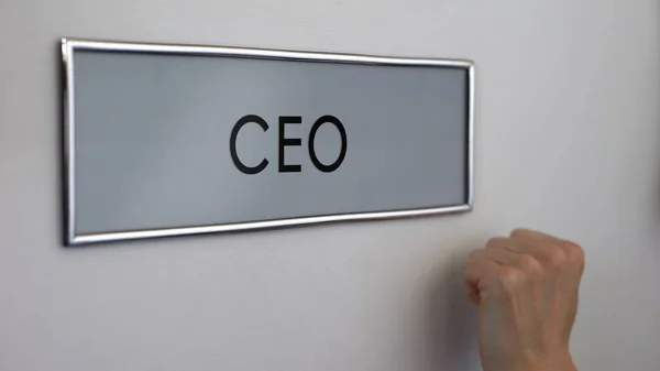 Chief Executive Officer Door Hand Knocking Closeup Company Management Boss — Stock Photo, Image