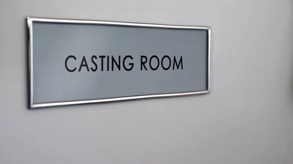 Casting Room Door Desk Primo Piano Reclutamento Ambizioni Carriera Successo — Foto Stock