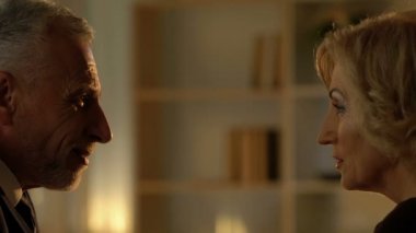 Adam ve kadın speed dating, iş ortakları sözleşme ilgili söz