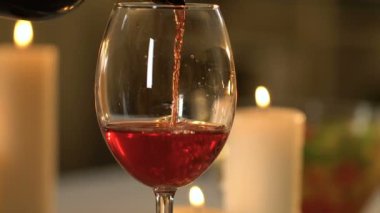 Kırmızı şarap eski çeşitli, Aperatif içki degustation kadehlerin döktü