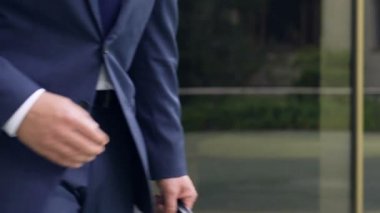 Ofis çalışanı, mide ağrısı, karın kanser, yetersiz beslenme, mide sorunları
