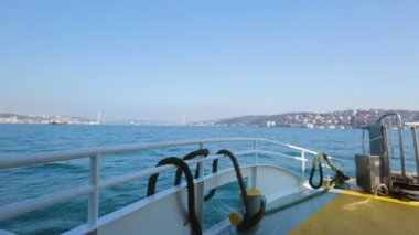 Ufukta, turist ulaşım sağlık resort denize yelken gemisi